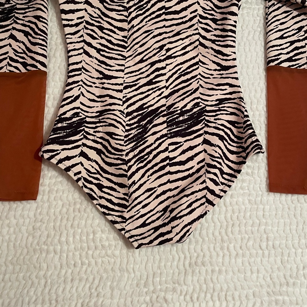 WET Swimwear | Eliana Long Sleeve Swim in Zebra | One Piece Swimsuit | NWT - Picture 7 of 16